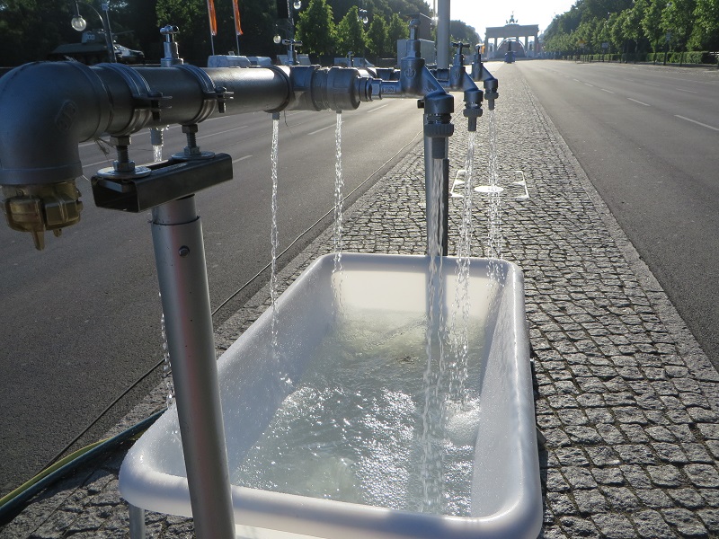 Trinkwasserstattion - Brandenburger Tor 